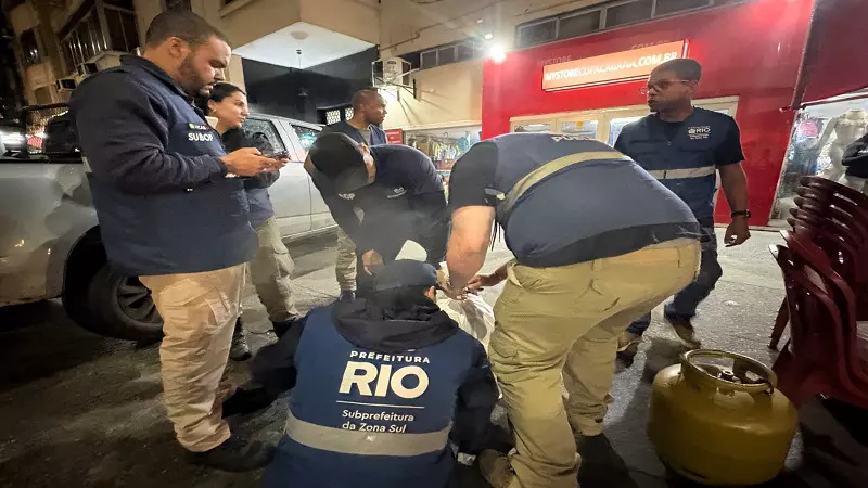 Operação Recolhe 3 Toneladas de Lixo