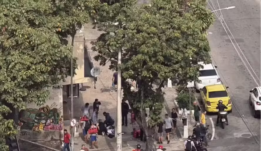 Mulher é Baleada em Tentativa de Assalto