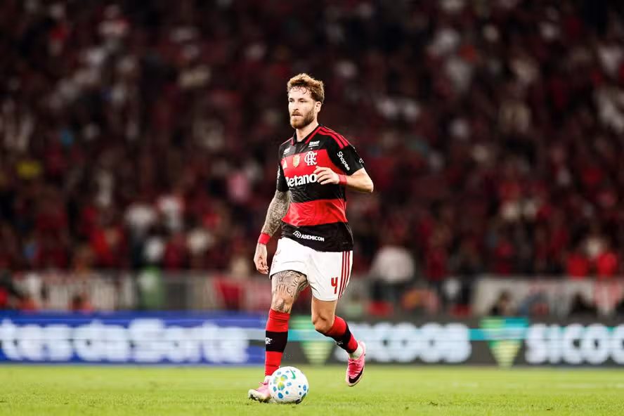 Léo Pereira