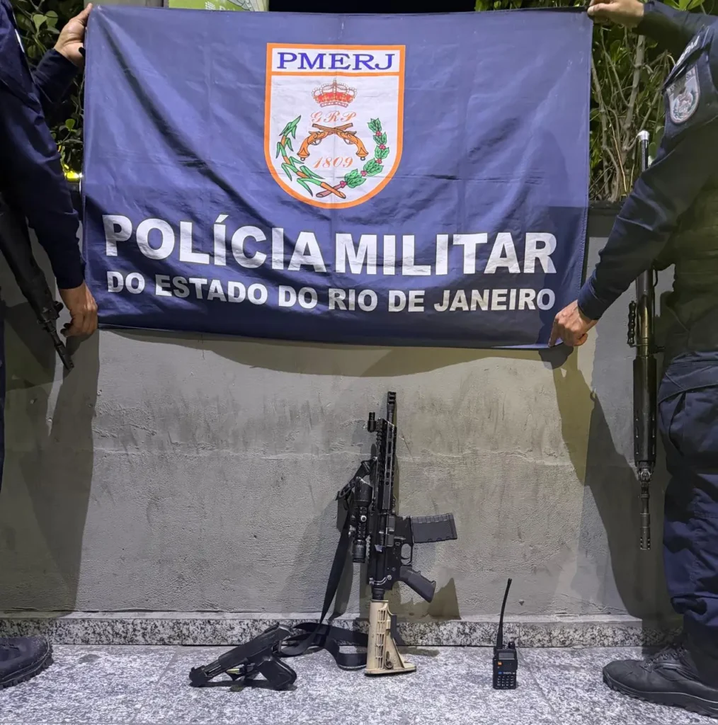 fuzil e pistola