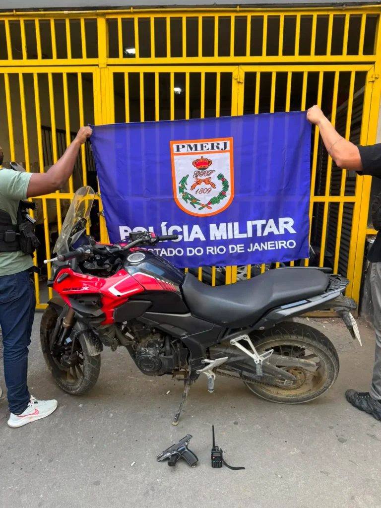 Policiais do 7º BPM prendem acusado de atacar viatura do RECOM no Jardim Catarina