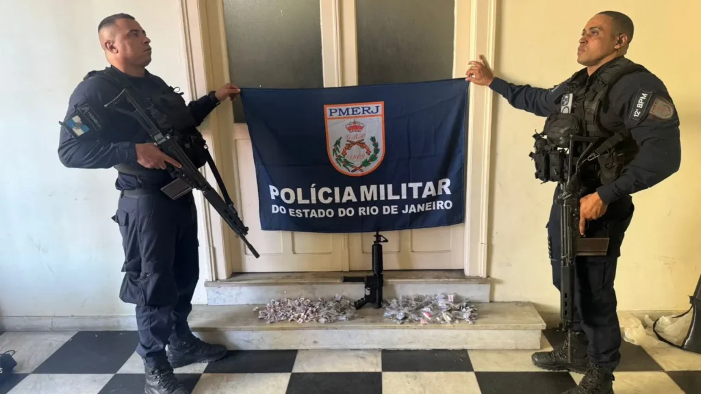 PM apreende simulacro de carabina artesanal,