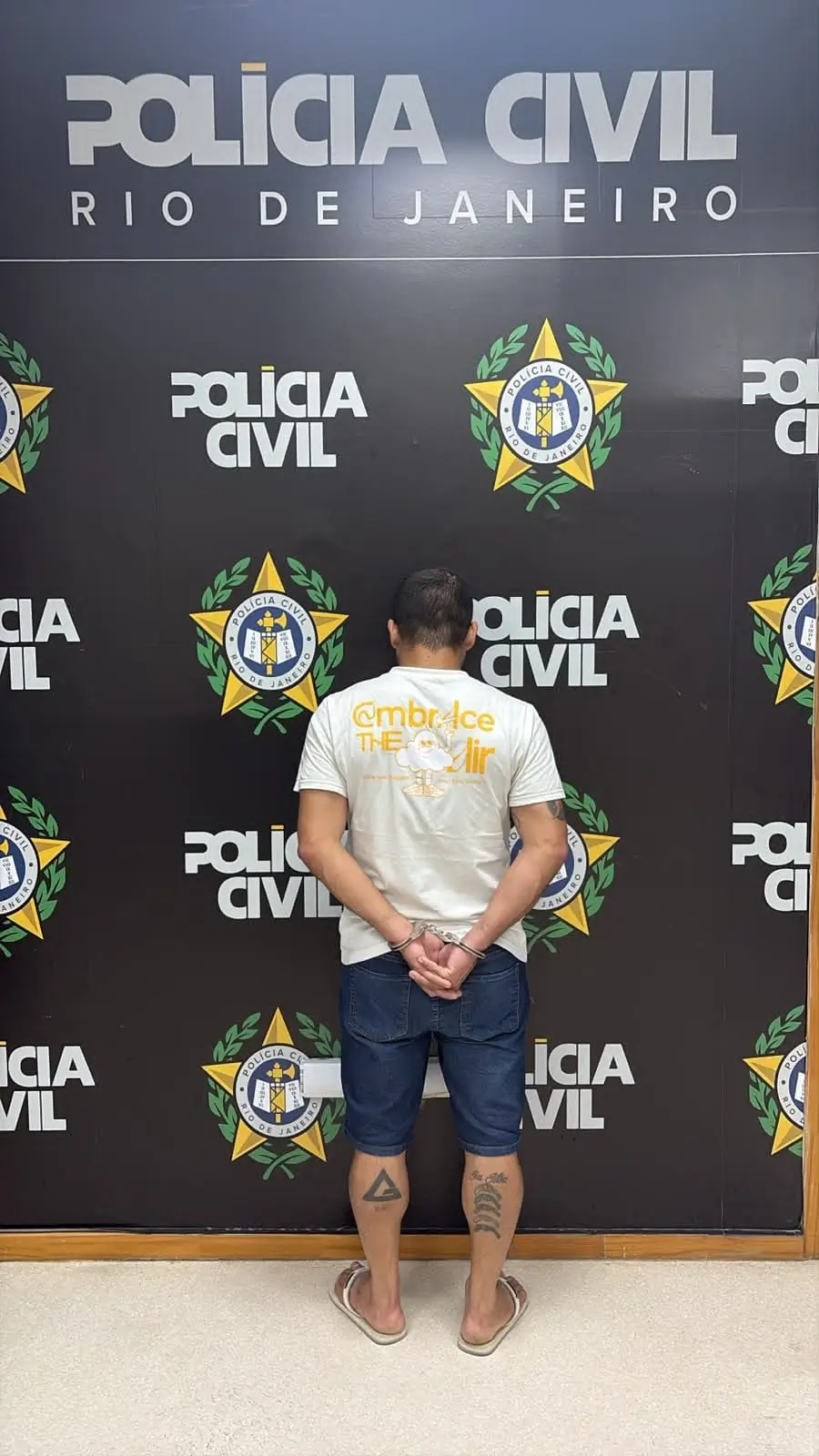 Criminoso que amarrou pastor durante assalto a igreja evangélica em Araruama é preso pela Desarme na Baixada Fluminense