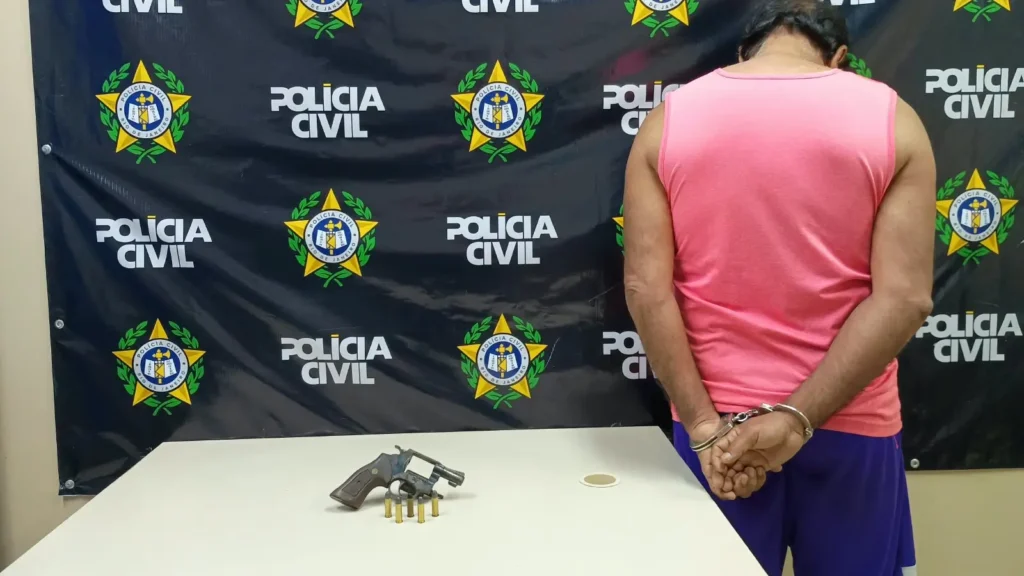 Foragido por Estupro