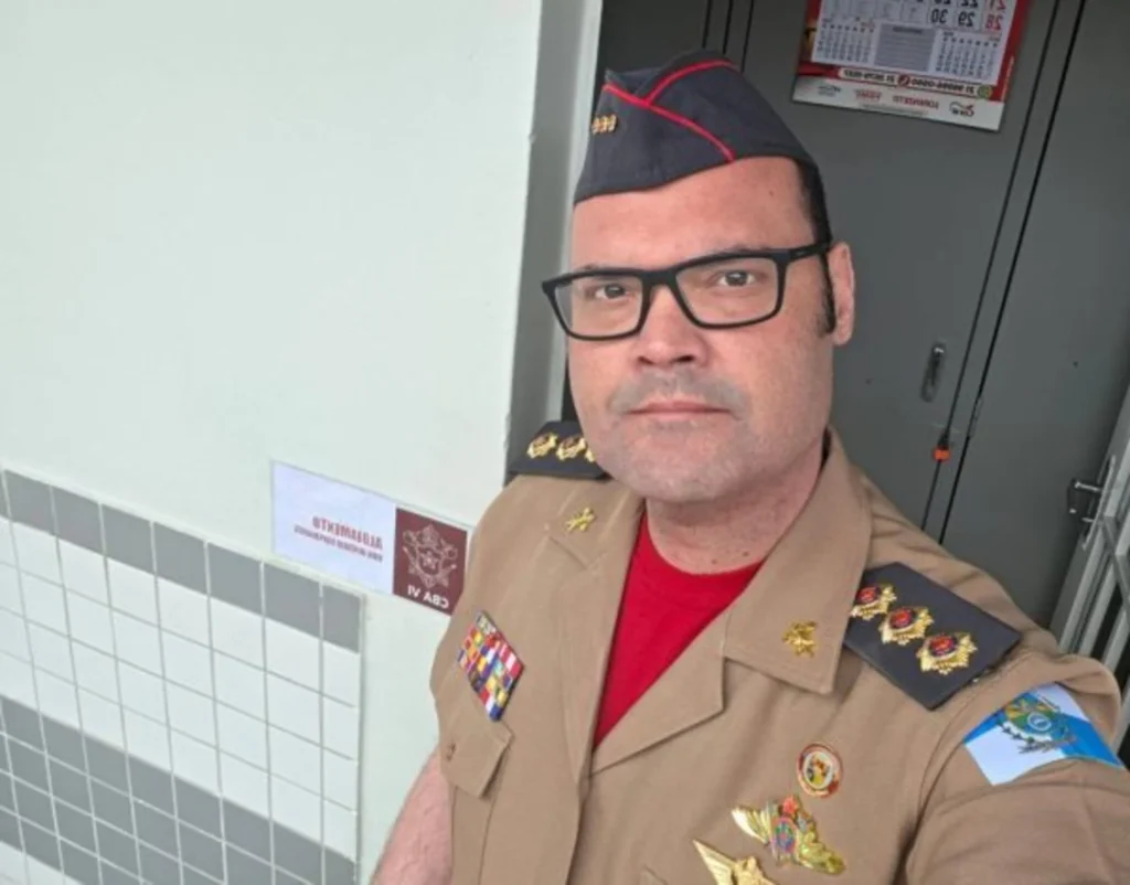 Coronel Botto do Corpo de Bombeiros do RJ