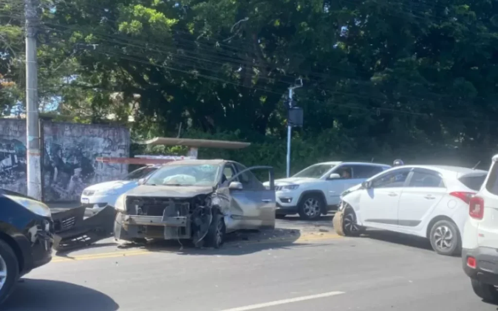 Acidente na Av. Wilson Mendes, Cabo Frio