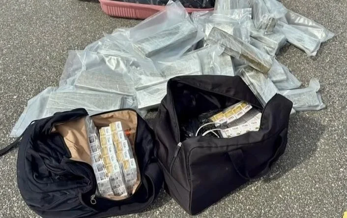 30kg de maconha e 400 ampolas de emagrecedores