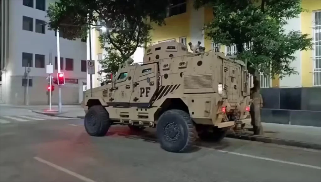 Operação da PF na Cidade de Deus