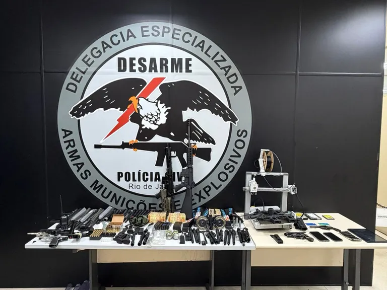 Aramas apreendidas do Tráfico Internacional de Armas