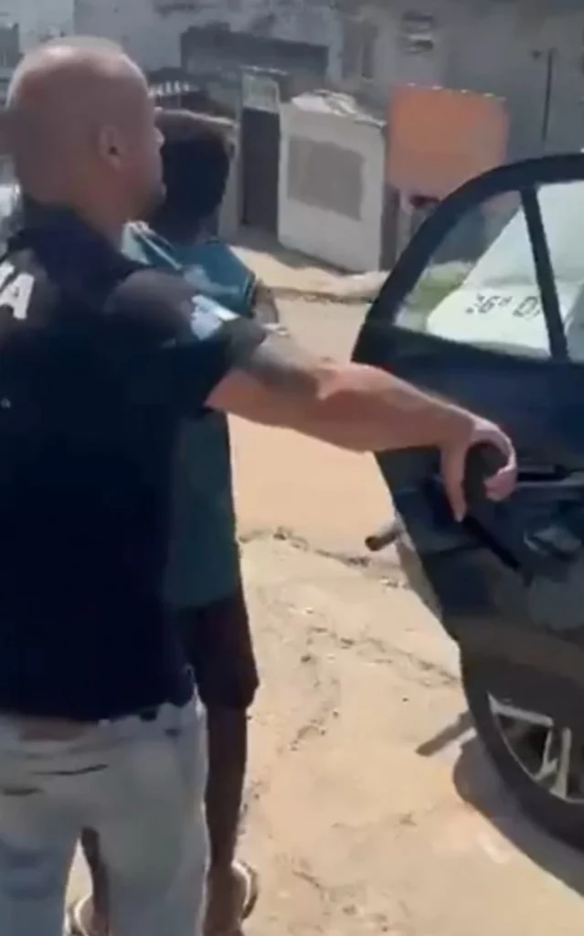 Entregador Falso é Preso