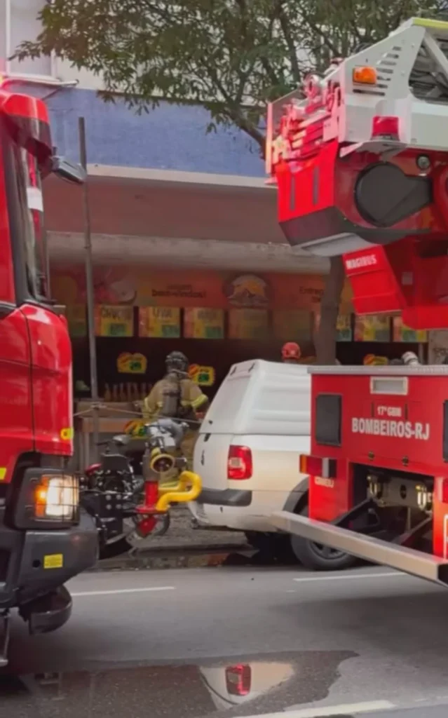Incêndio em Hortifruti de Copacabana