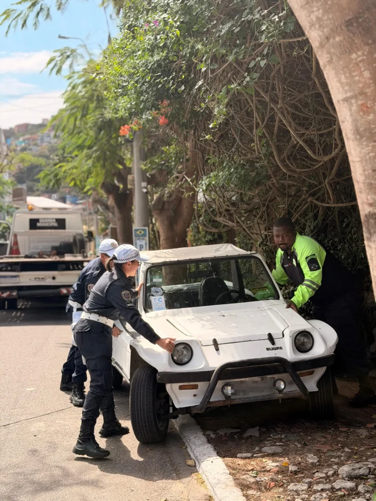Bugre com selo de outro veículo