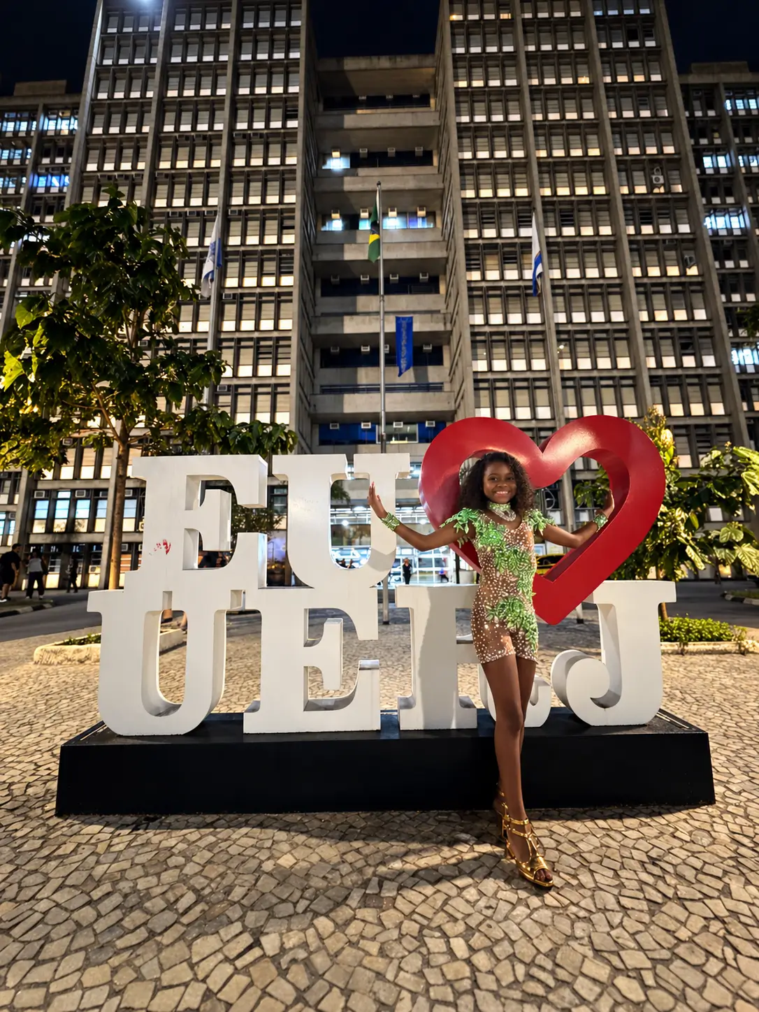 Maitê, musa Mirim da Mocidade