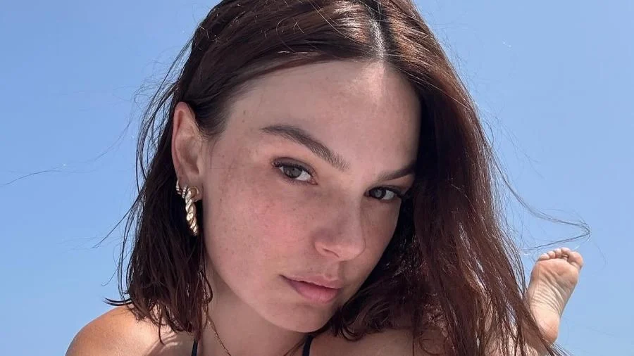 Isis Valverde