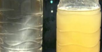 agua-com-mau-cheiro-e-cor-escura-laje-do-muriae-fonte0