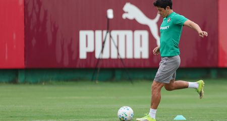 cano-treina-com-bola-retorno-fluminense-fonte0