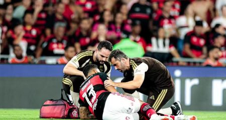 danilo-fraturas-mandibula-cirurgia-flamengo-desfalque-fonte0 danilo-fraturas-mandibula-cirurgia-flamengo-desfalque-fonte0
