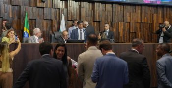 deputados-do-pl-defendem-rodrigo-bacellar-alerj-fonte2