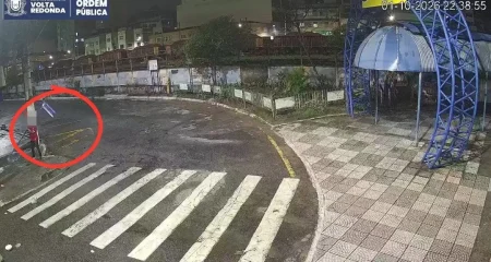 homem-preso-vandalismo-placa-sinalizacao-volta-1790973676