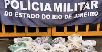 pm-prende-dois-apreende-drogas-guindias-sao-goncalo-fonte0 pm-prende-dois-apreende-drogas-guindias-sao-goncalo-fonte0