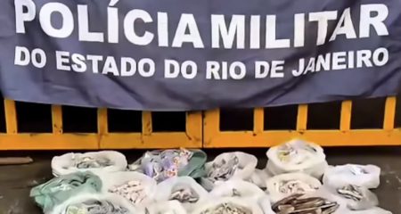 pm-prende-dois-apreende-drogas-guindias-sao-goncalo-fonte0 pm-prende-dois-apreende-drogas-guindias-sao-goncalo-fonte0
